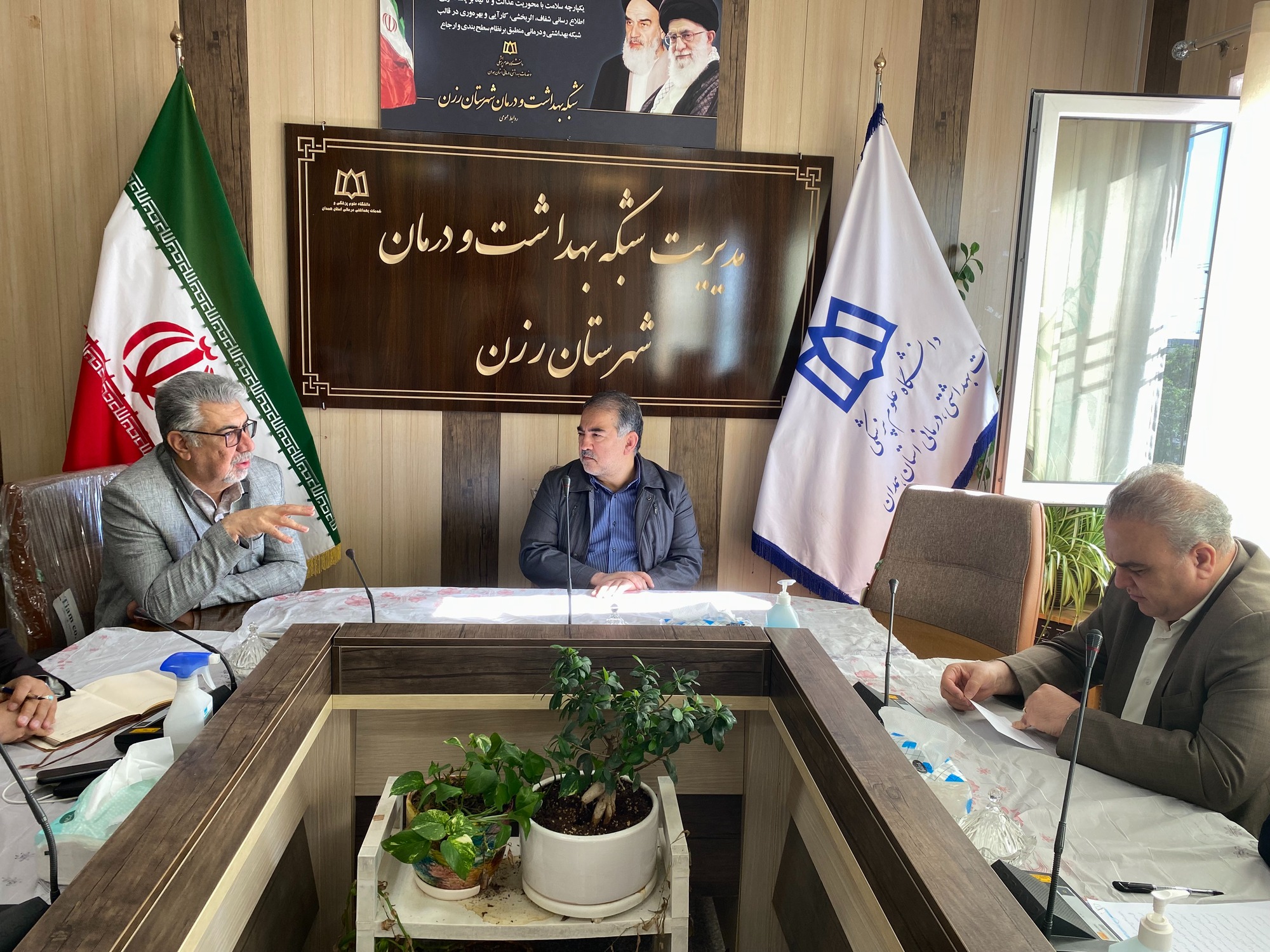 معاون پرستاری وزارت بهداشت، درمان و آموزش پزشکی با حضور در شهرستان رزن به بررسی عملکرد این شهرستان پرداخت
